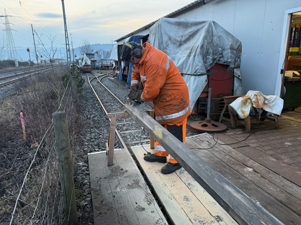 265013_CeCeGraphit-Wagen